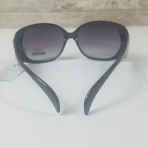 NWOT, Fenli, Black Tiger Sunglasses, black handles - Picture 6 of 7